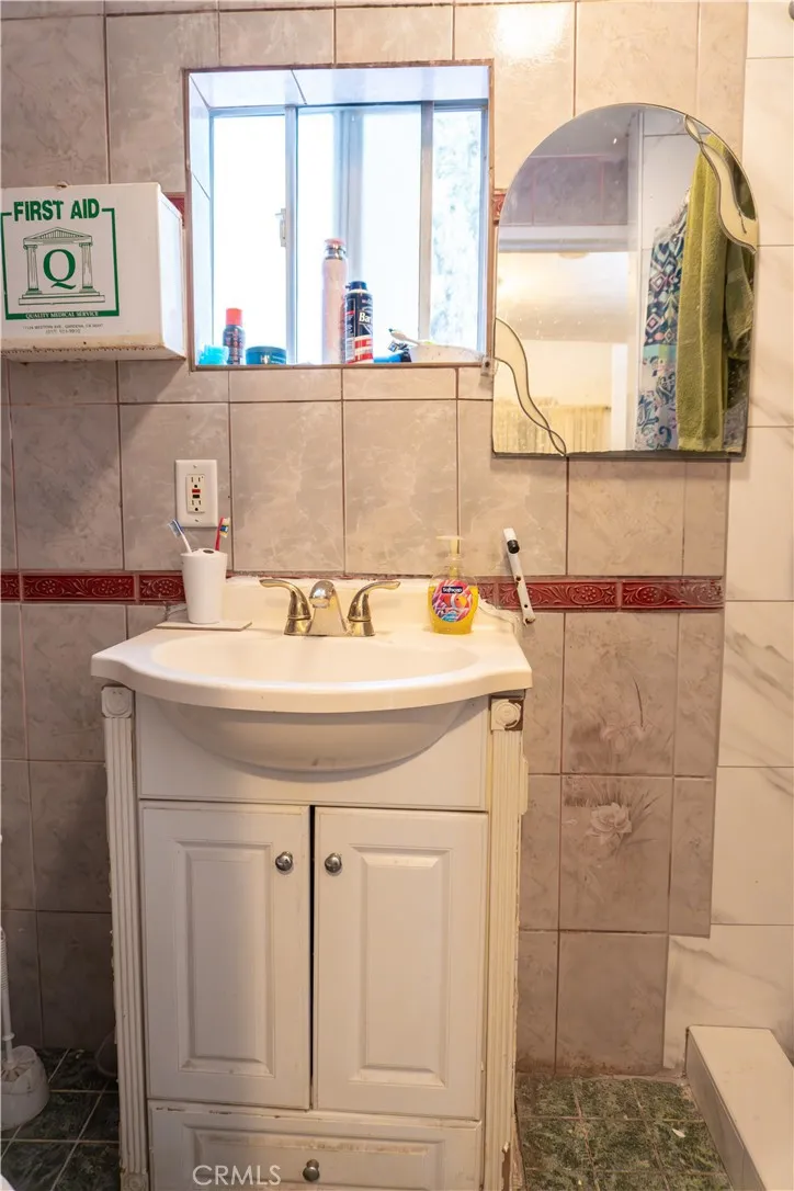 4206 Mercury Avenue, Los Angeles, California 90032 home-pic-20