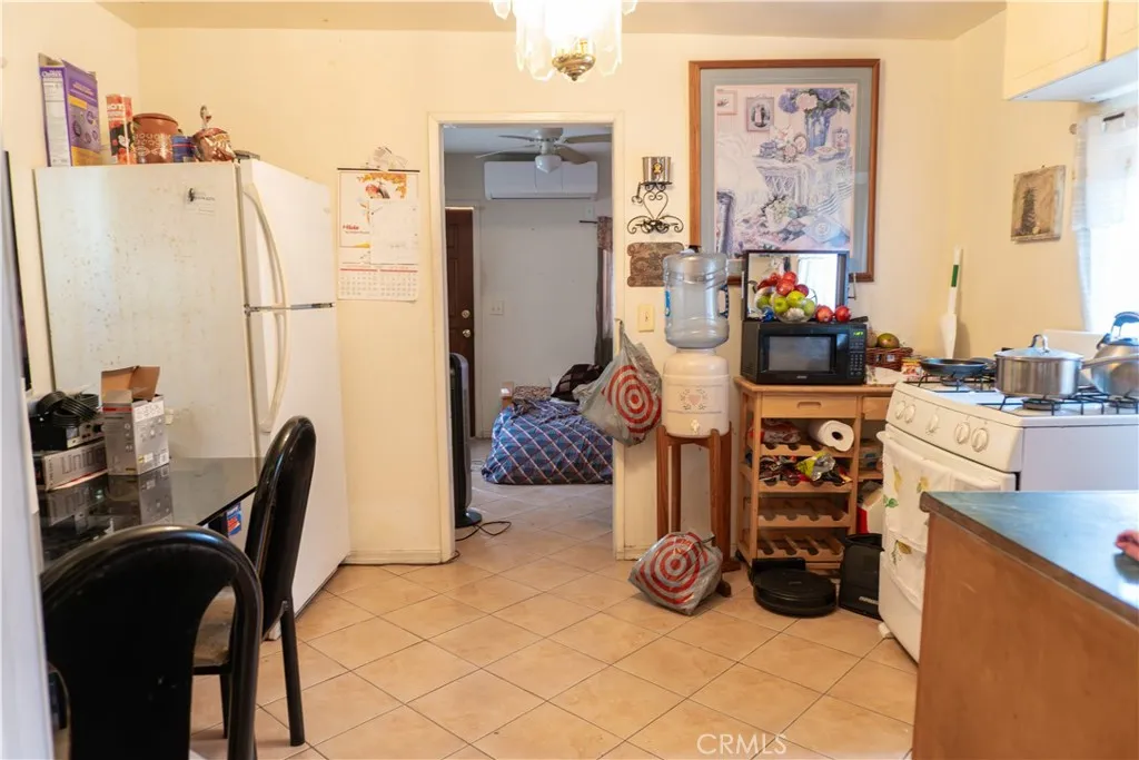 4206 Mercury Avenue, Los Angeles, California 90032 home-pic-18