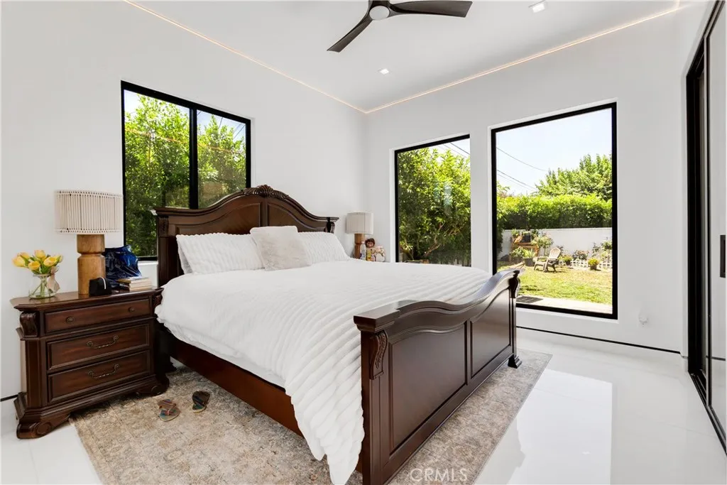 9509 Downey Avenue, Downey, California 90240 home-pic-23