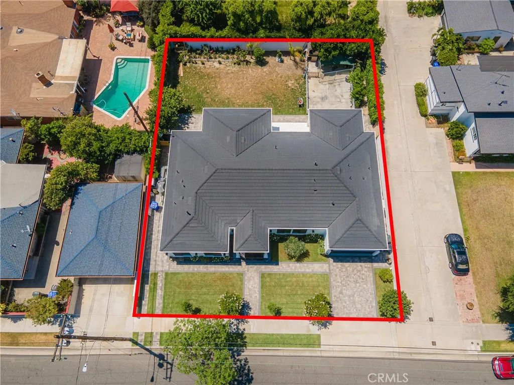 9509 Downey Avenue, Downey, California 90240 home-pic-0