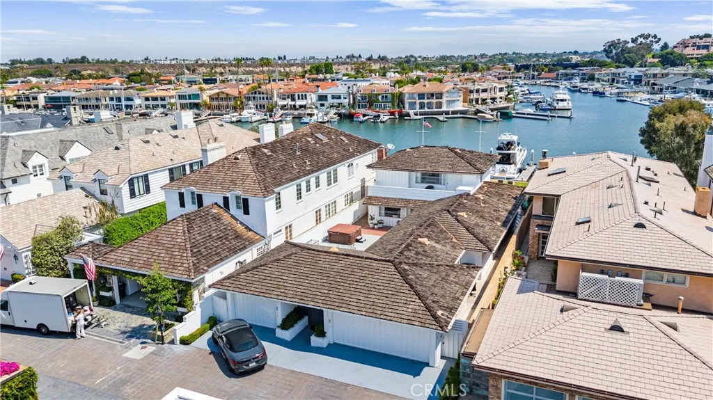 11 Harbor Island, Newport Beach, California 92660, 3 Bedrooms Bedrooms, ,2 BathroomsBathrooms,Residential,For Sale,Harbor,OC25160502