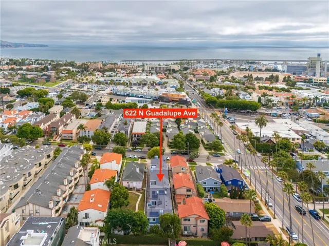 622 N Guadalupe Ave #B - Redondo Beach, CA 90277
