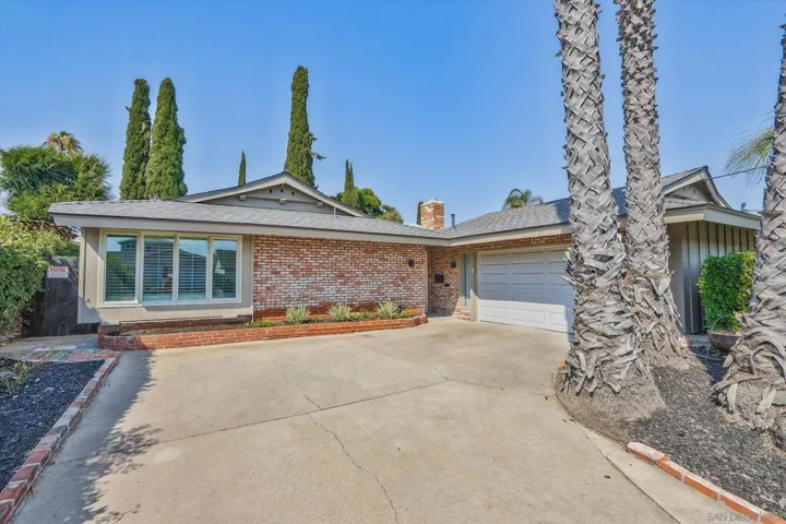 7804 Topaz Lake Ave., San Diego, California 92119