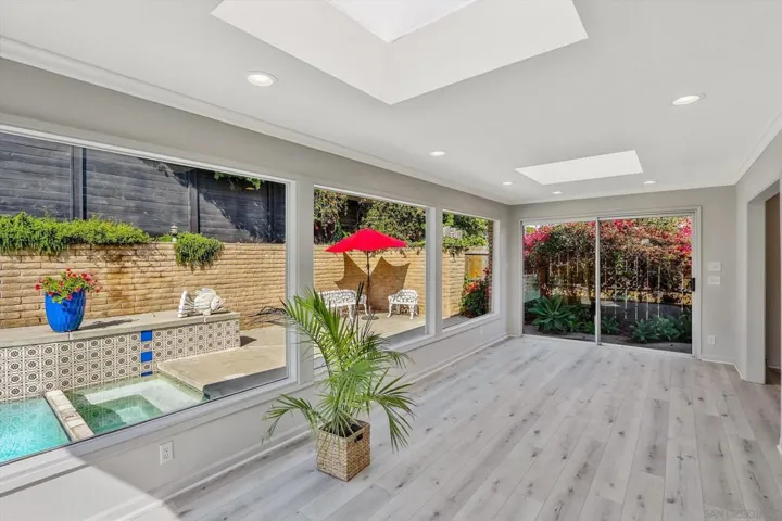 7804 Topaz Lake Ave., San Diego, California 92119