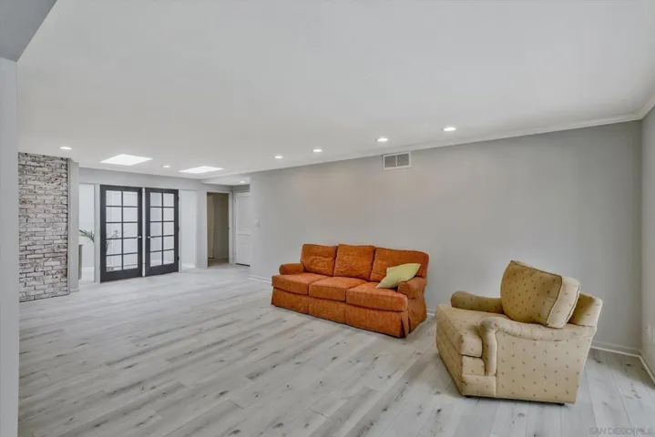 7804 Topaz Lake Ave., San Diego, California 92119