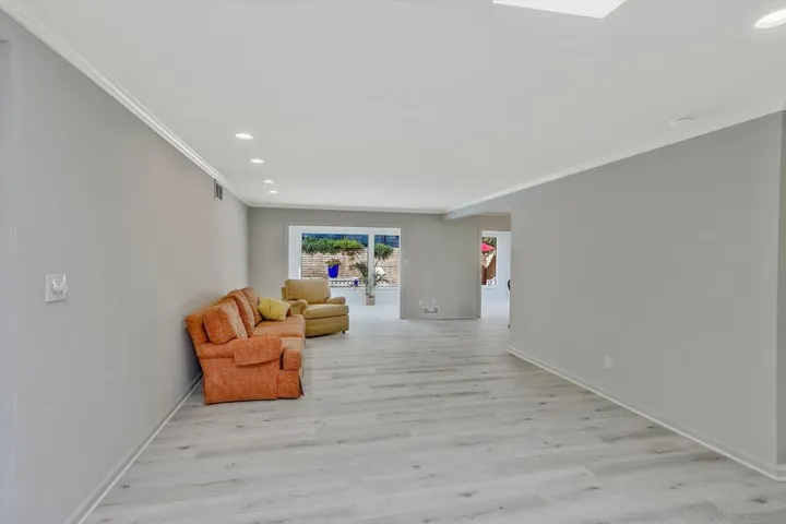 7804 Topaz Lake Ave., San Diego, California 92119