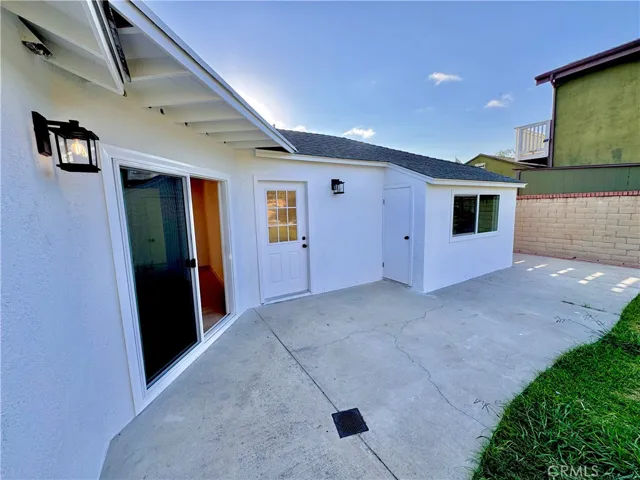 2064 Republic Avenue, Costa Mesa, California 92627