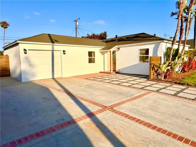 2064 Republic Avenue, Costa Mesa, California 92627