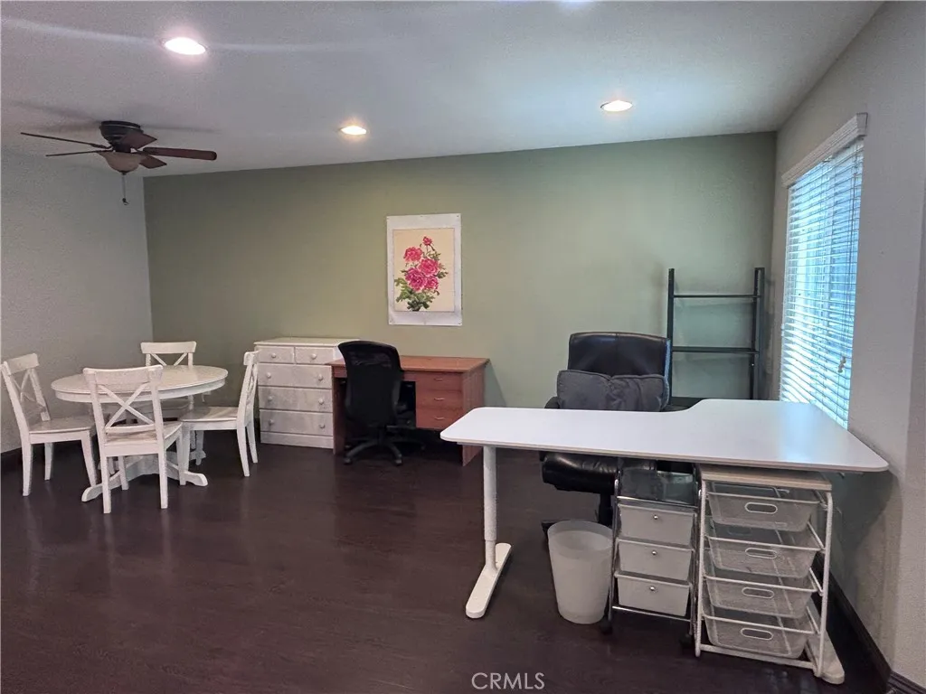 gallery-image 3