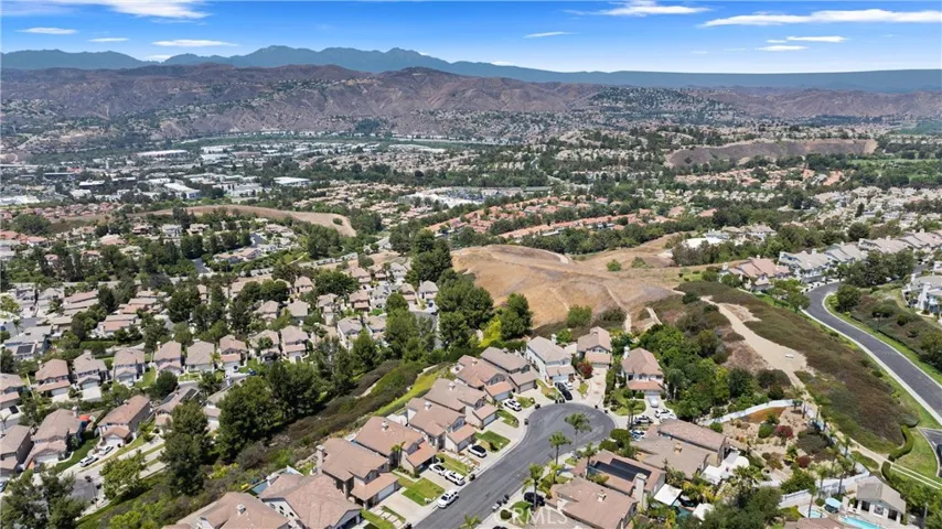 917 S Dylan Way, Anaheim Hills, California 92808