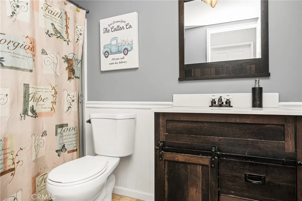 1336 Old Trail Drive, Corona, California 92882 home-pic-33