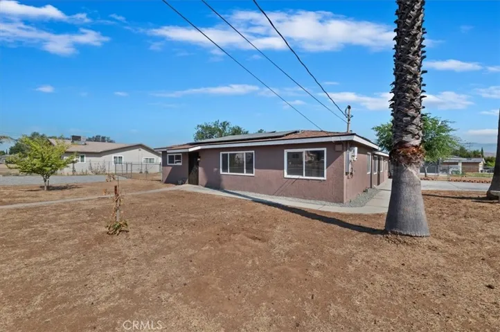 9567 51st Street, Jurupa Valley, California 92509