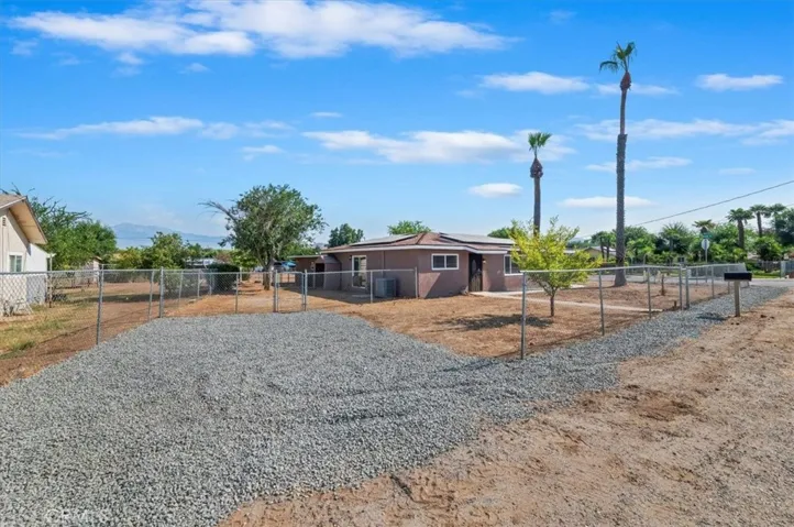 9567 51st Street, Jurupa Valley, California 92509