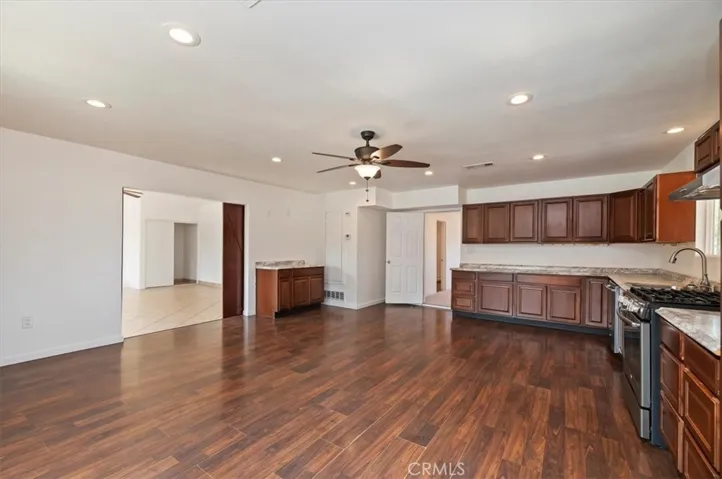9567 51st Street, Jurupa Valley, California 92509