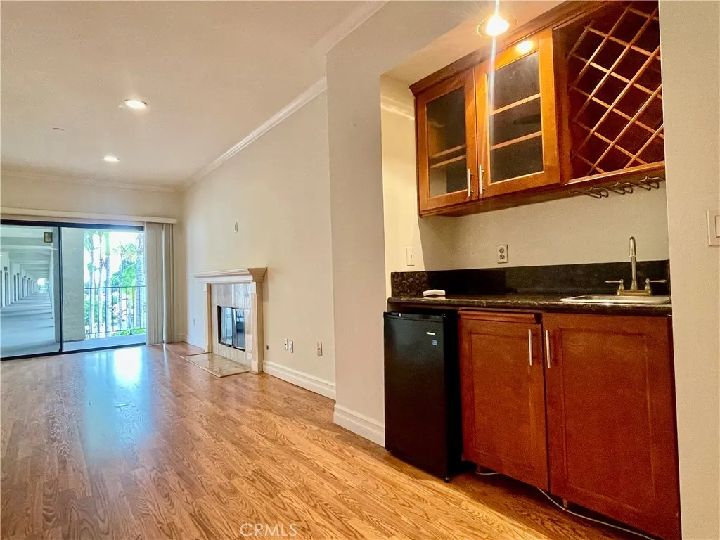 gallery-image 3
