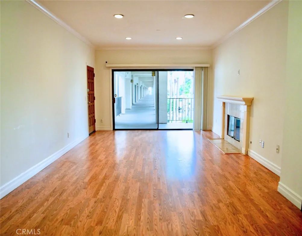 gallery-image 2
