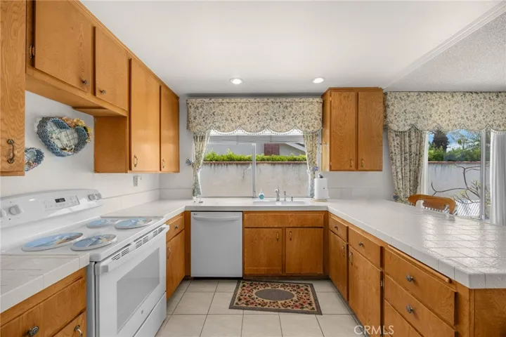 1516 Mesa Verde, Fullerton, California 92833