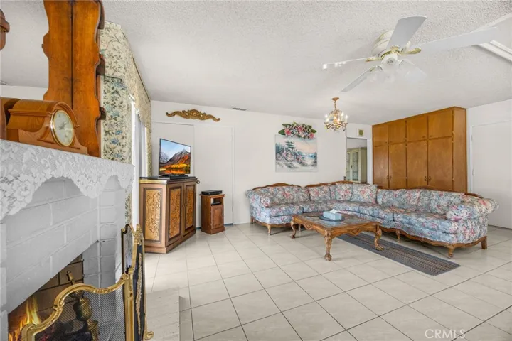1516 Mesa Verde, Fullerton, California 92833