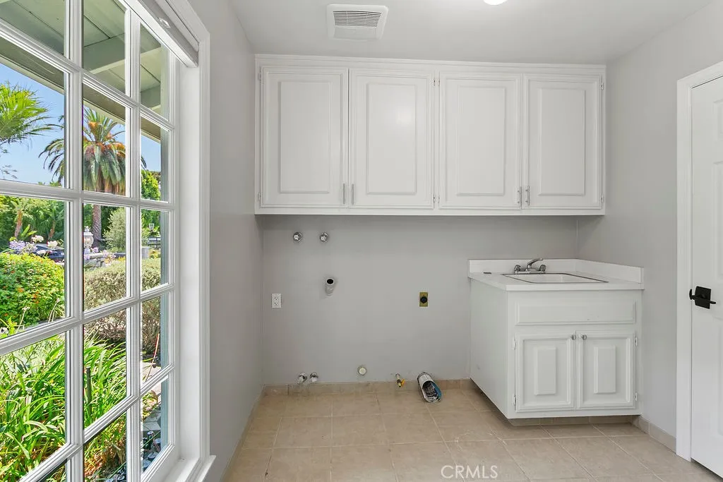 18781 Peppertree Drive, Villa Park, California 92861 home-pic-21