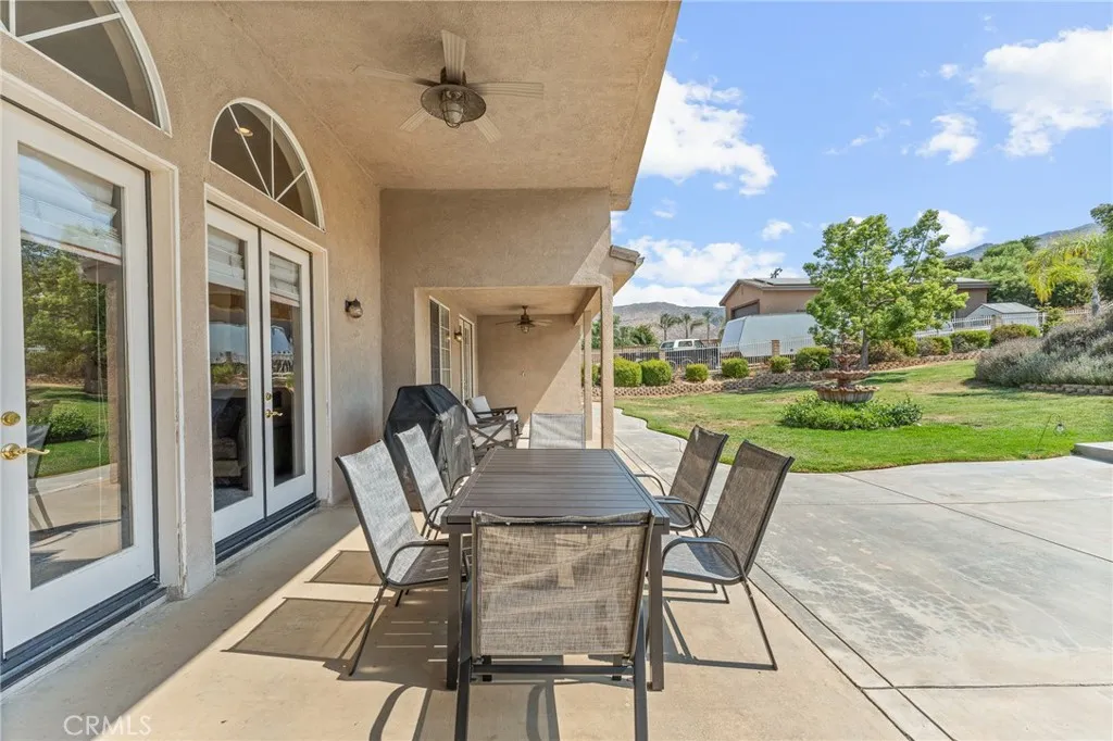 10927 Deer Valley Road, Yucaipa, California 92399 home-pic-38