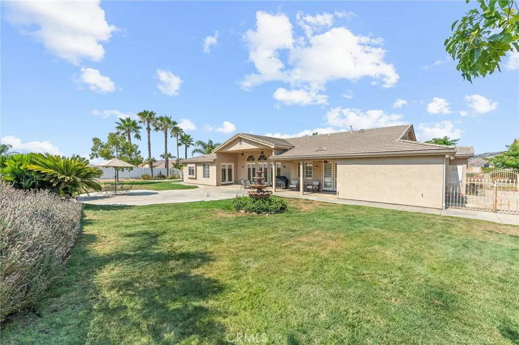 10927 Deer Valley Road, Yucaipa, California 92399 home-pic-35