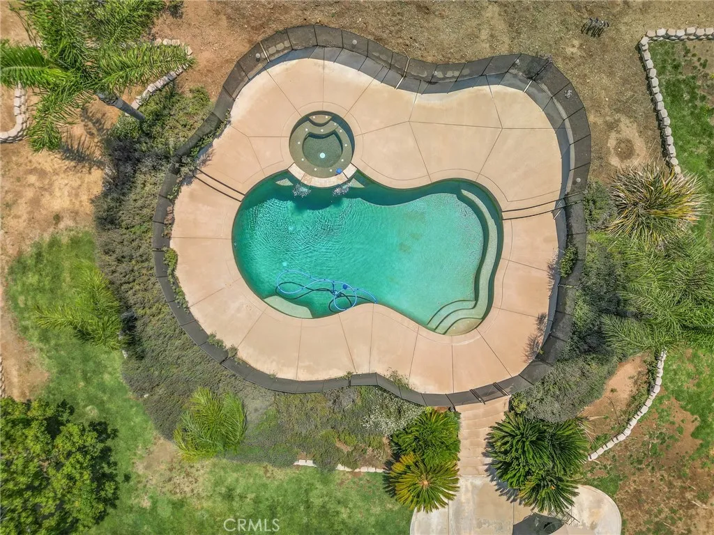 10927 Deer Valley Road, Yucaipa, California 92399 home-pic-49