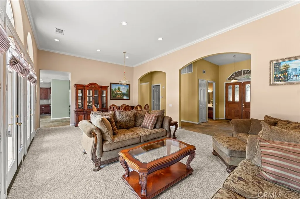 10927 Deer Valley Road, Yucaipa, California 92399 home-pic-12
