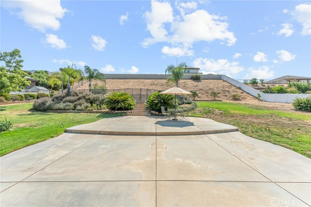 10927 Deer Valley Road, Yucaipa, California 92399 home-pic-39