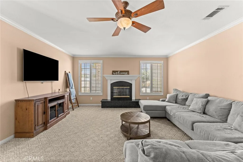10927 Deer Valley Road, Yucaipa, California 92399 home-pic-22