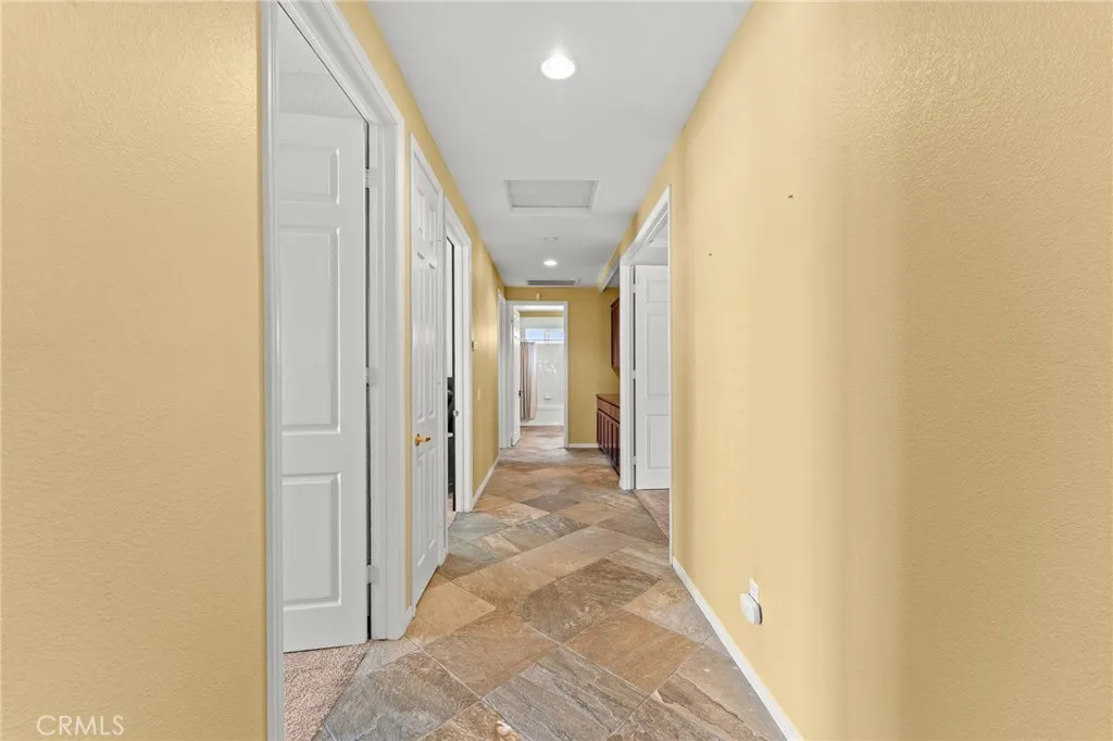 10927 Deer Valley Road, Yucaipa, California 92399 home-pic-23