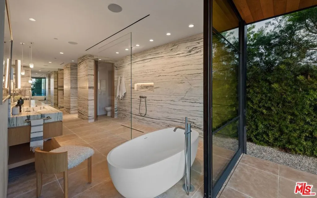 530 Leslie Lane, Beverly Hills, California 90210 home-pic-24