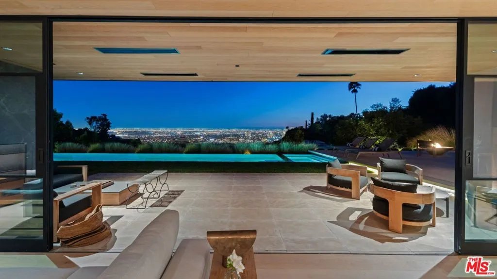530 Leslie Lane, Beverly Hills, California 90210 home-pic-3
