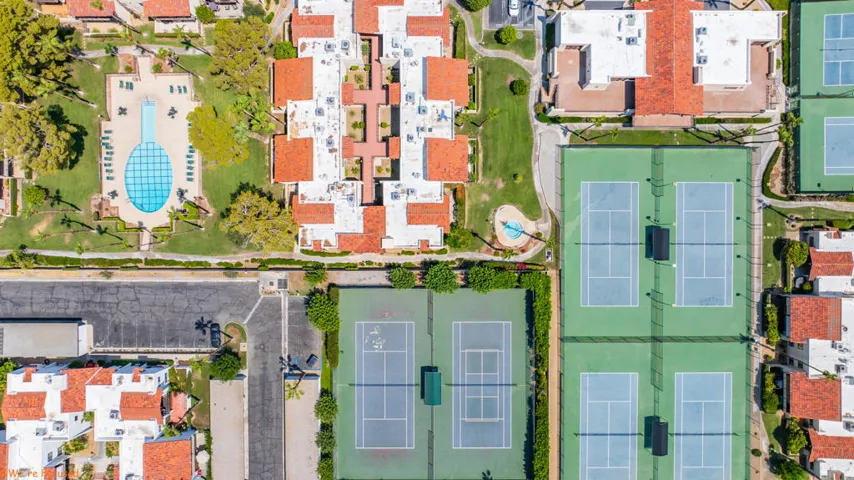 Were Focused Canyon Country Club Estrado