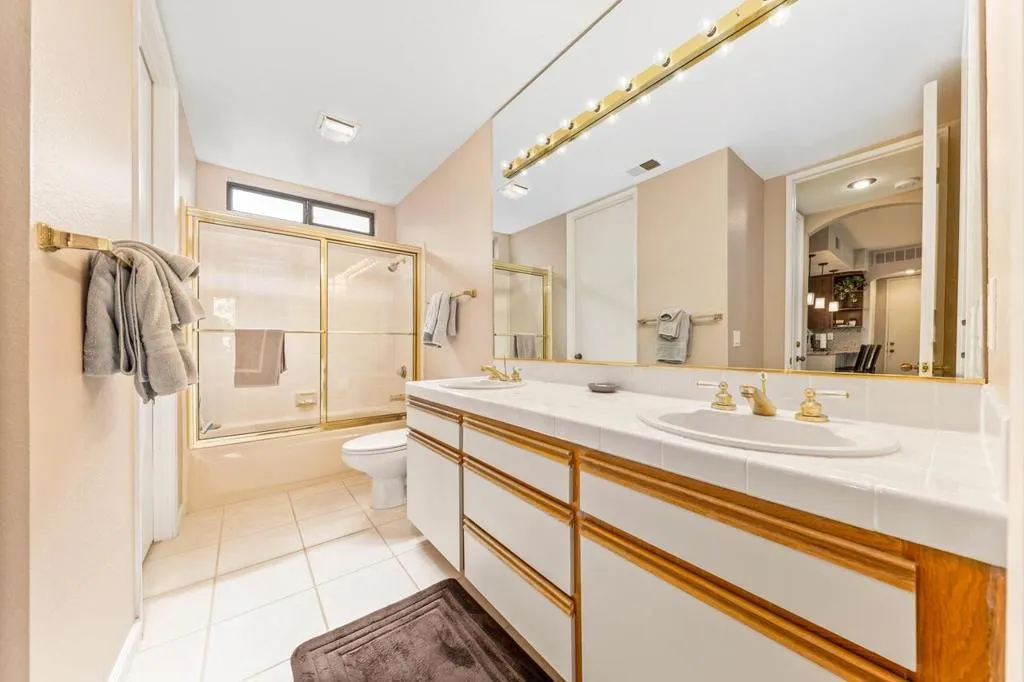 28944 Desert Princess Drive, Cathedral City, California 92234 home-pic-10