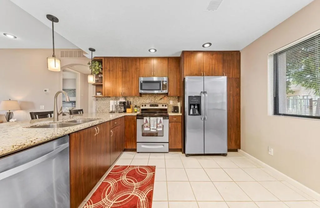 28944 Desert Princess Drive, Cathedral City, California 92234 home-pic-3