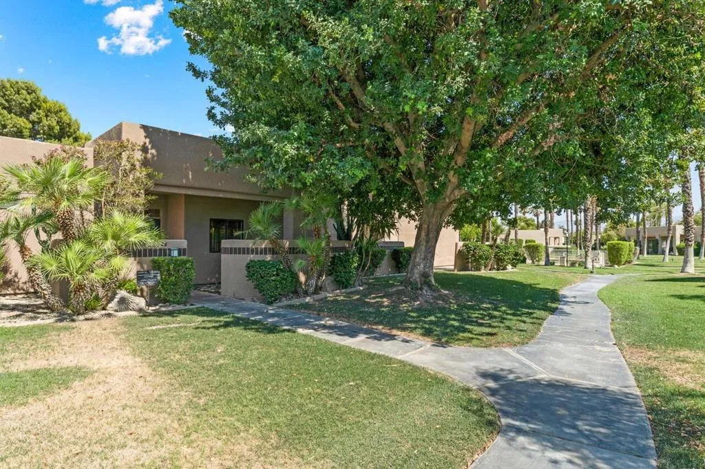 28944 Desert Princess Drive, Cathedral City, California 92234 home-pic-14
