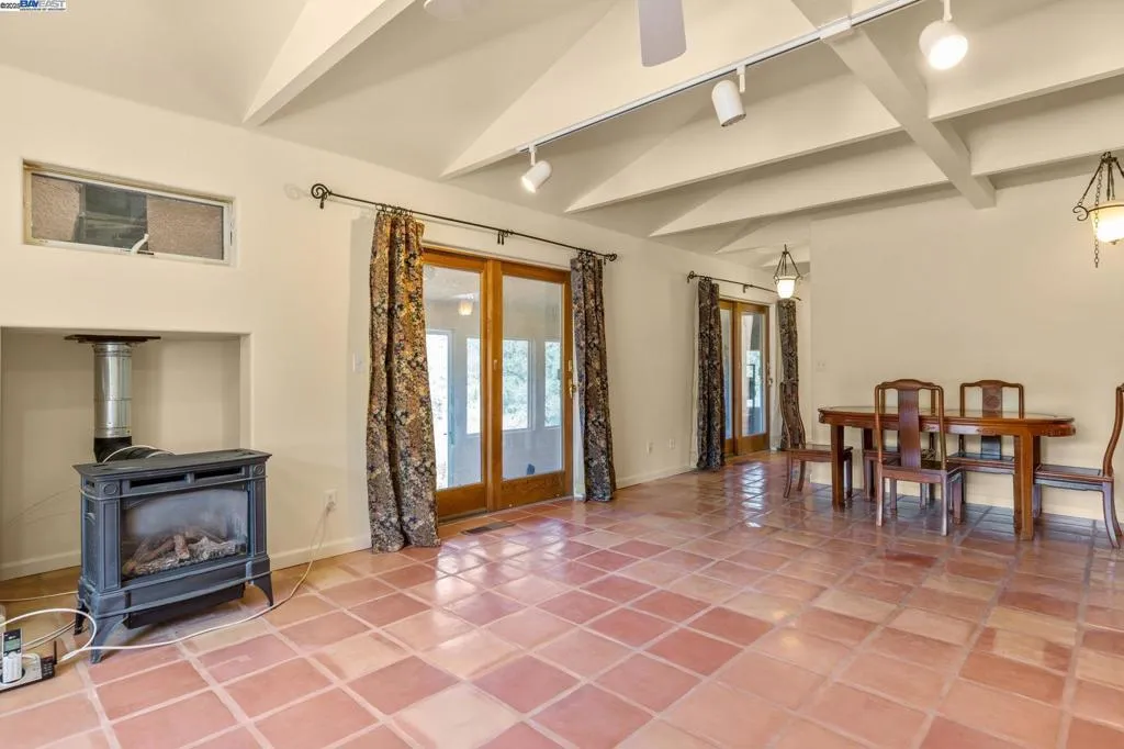 59480 Mines Rd, Livermore, California 95140 home-pic-17