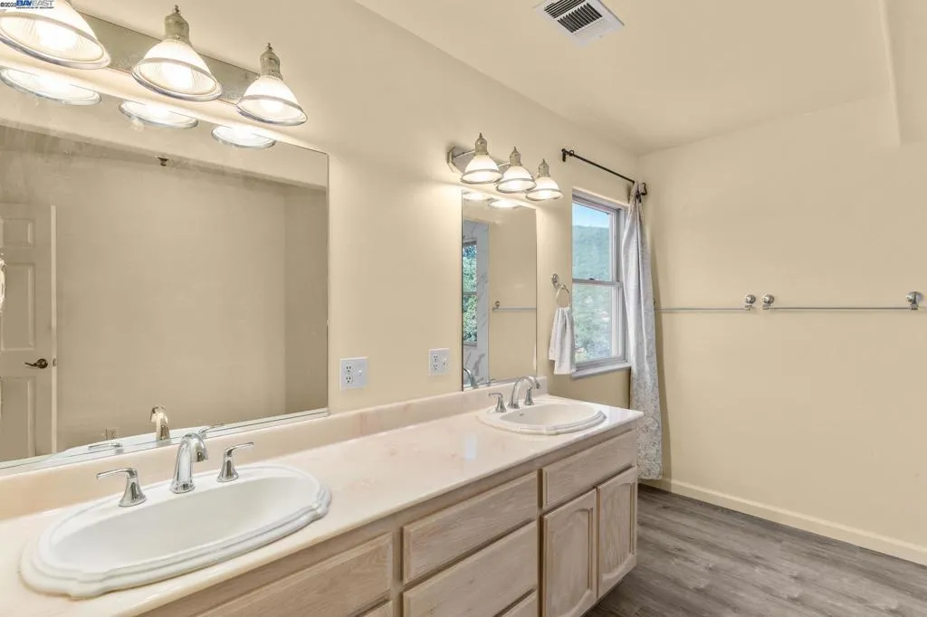59480 Mines Rd, Livermore, California 95140 home-pic-27
