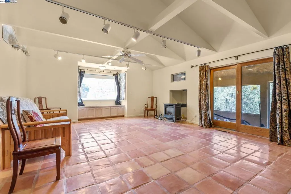 59480 Mines Rd, Livermore, California 95140 home-pic-16