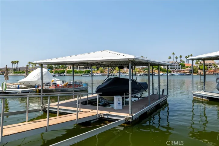 22280 Village Way Drive, Canyon Lake, California 92587