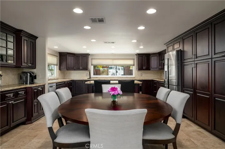 22280 Village Way Drive, Canyon Lake, California 92587