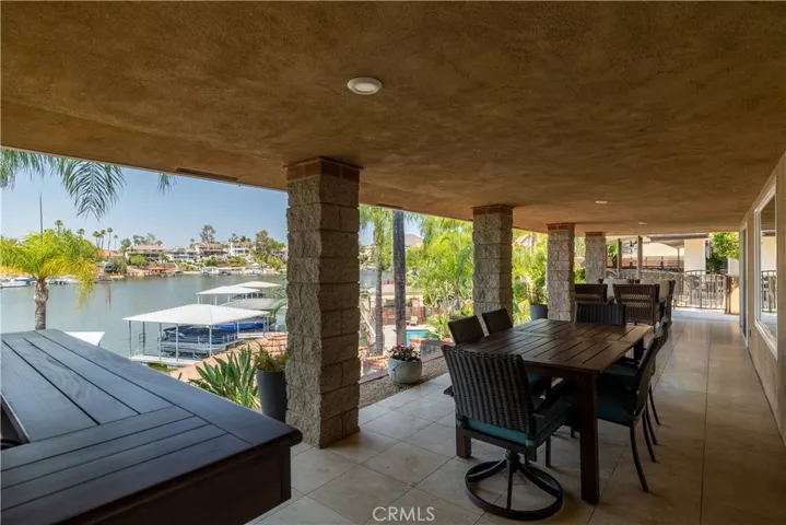 22280 Village Way Drive, Canyon Lake, California 92587