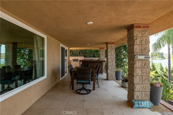22280 Village Way Drive, Canyon Lake, California 92587