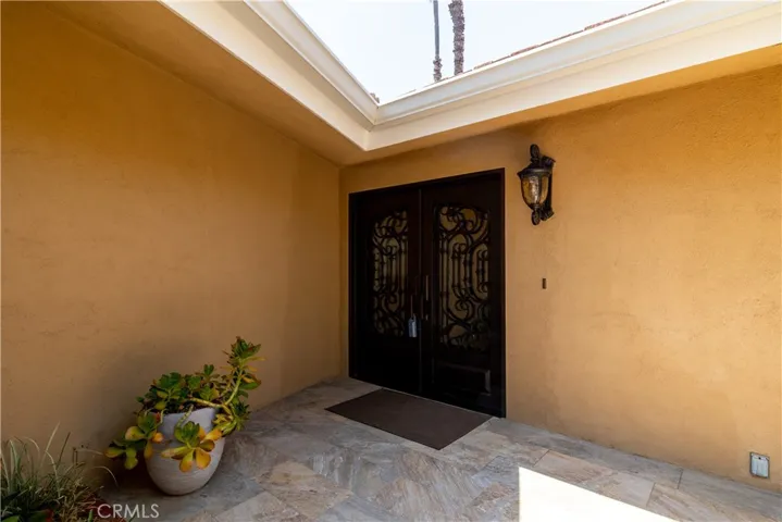 22280 Village Way Drive, Canyon Lake, California 92587