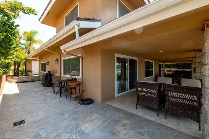 22280 Village Way Drive, Canyon Lake, California 92587