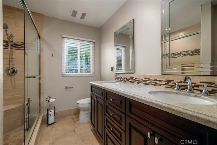 22280 Village Way Drive, Canyon Lake, California 92587