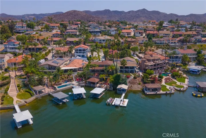 22280 Village Way Drive, Canyon Lake, California 92587
