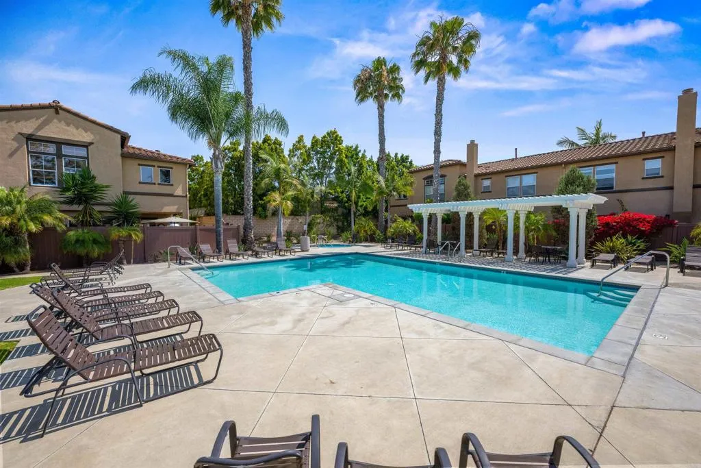 638 Sumner Way 2, Oceanside, California 92058 home-pic-29