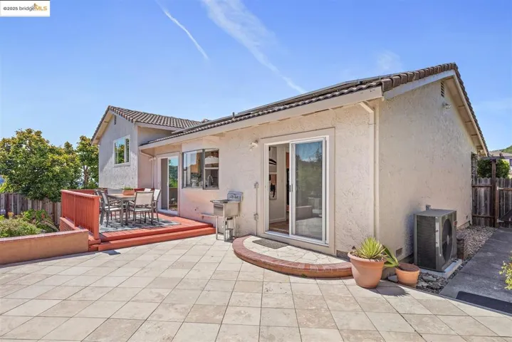 5136 Rain Cloud Dr, Richmond, California 94803