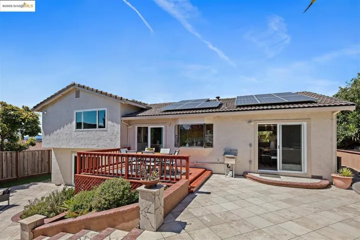 5136 Rain Cloud Dr, Richmond, California 94803